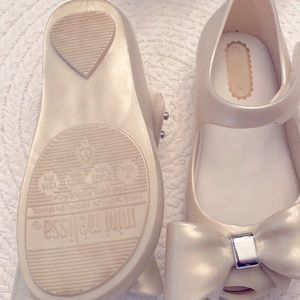 White gentle used mini Melissa